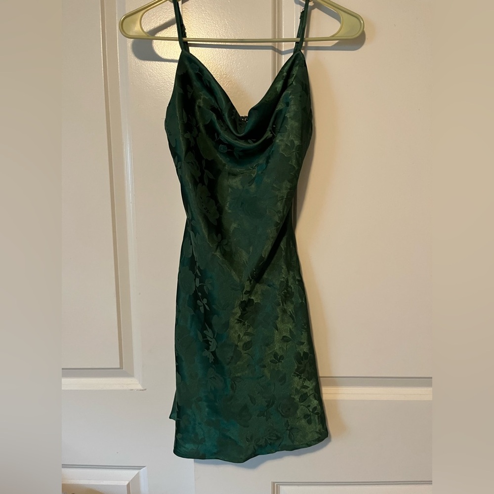 Lulu's Emerald Satin Gown